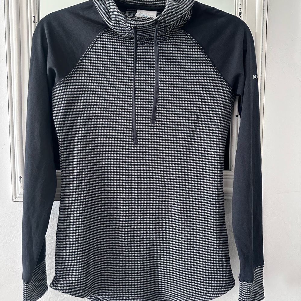 Columbia Pullover Hoodie